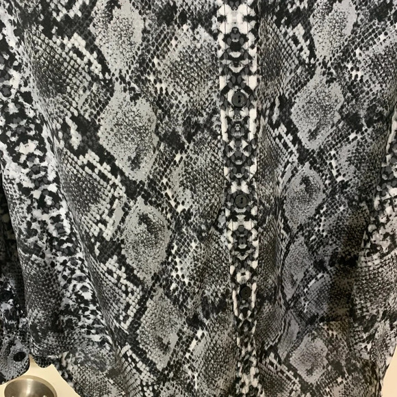 Apt. 9 Snakeskin Button-Down - Picture 4 of 6